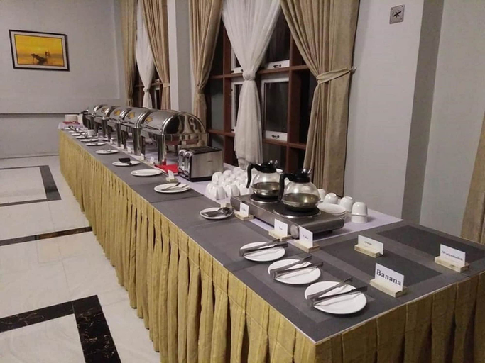 Food & Drinks 3, Hotel Mya Yar Pin, Taunggye