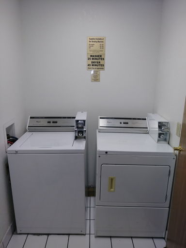 Bathroom 4, Days Inn by Wyndham Canon City, Fremont