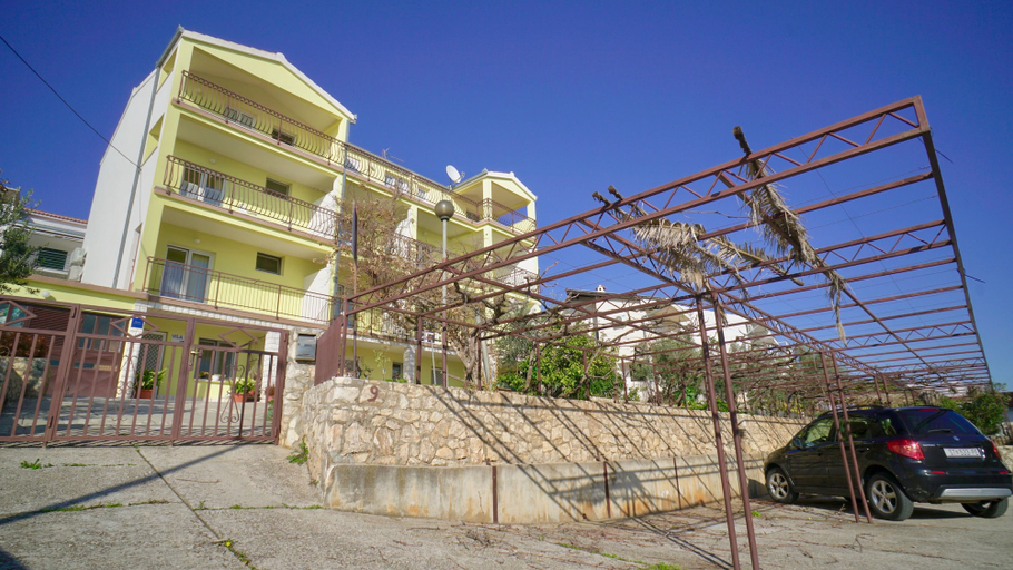 Exterior & Views, Sunset apartments, Seget