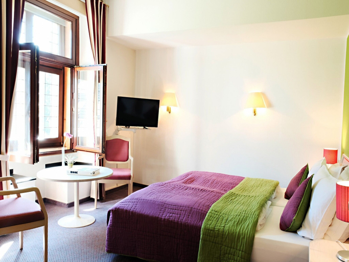 Bedroom 2, Malteser Komturei Hotel / Restaurant, Rheinisch-Bergischer Kreis