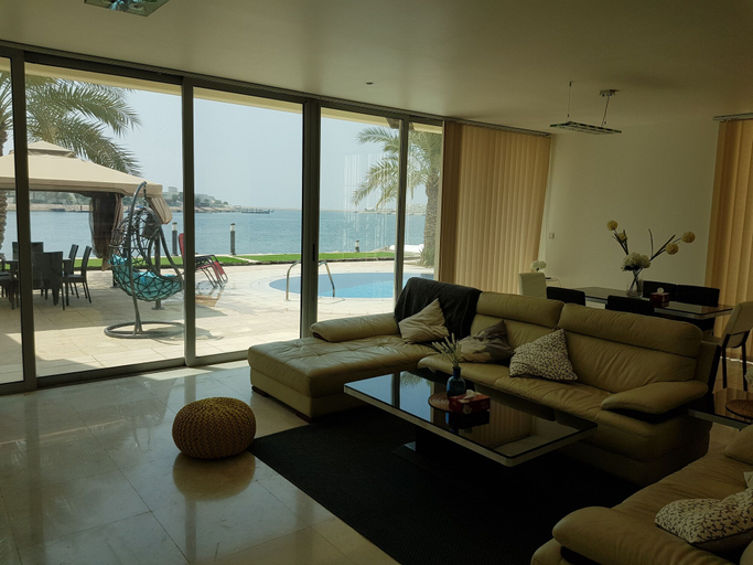 Others 5, Luxury villa with private pier, Zallaq