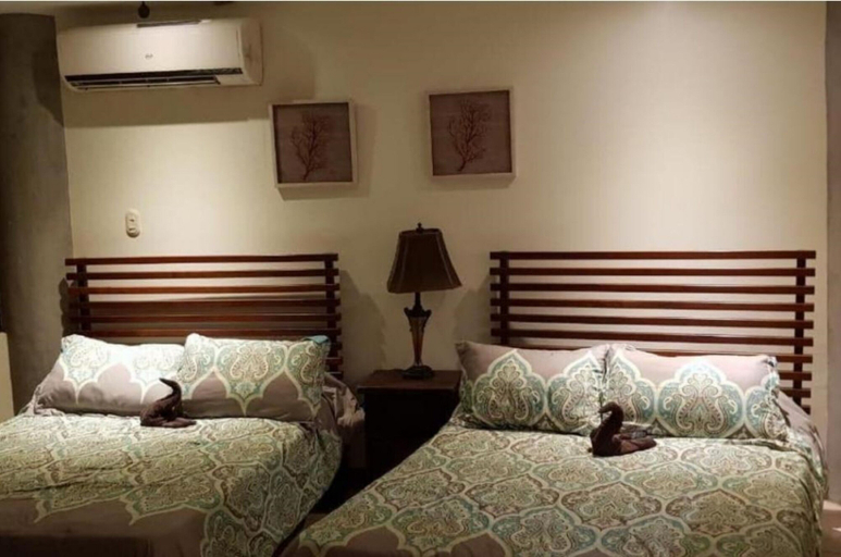 Bedroom 3, Hermosa Heights Studio 24, Carrillo