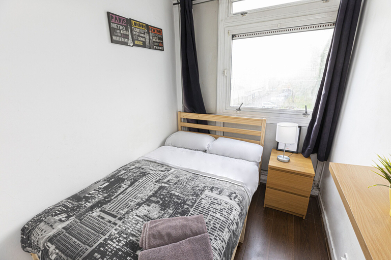 Bedroom 3, Tower Bridge Accommodation - 8, London