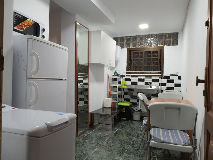 Others 4, Low Cost Room Plaza de Hierro III, Las Palmas