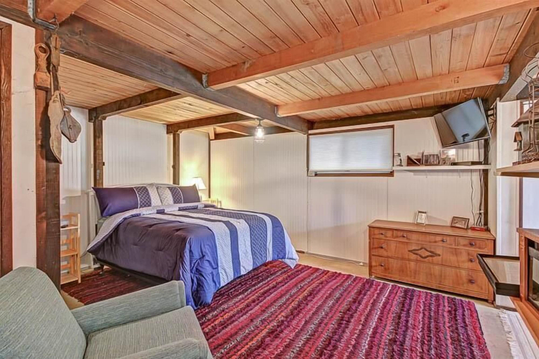 Bedroom 4, Oceania House, Lincoln