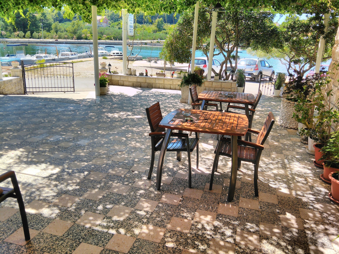 Others 5, Villa Nobilo, Lumbarda