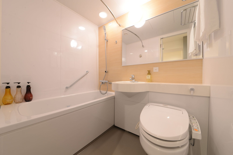 Bathroom 5, Vessel Inn Shinsaibashi, Osaka