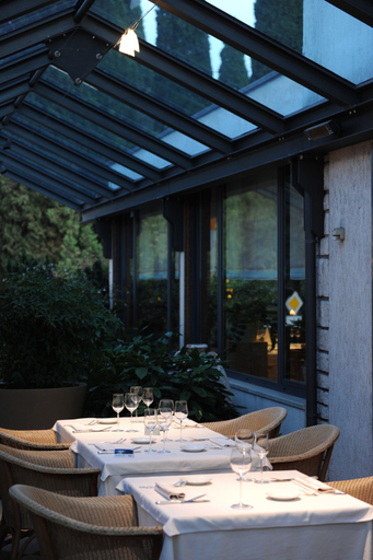 Food & Drinks 4, Hotel & Restaurant Milan, Pula