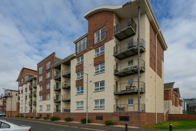 Exterior & Views, Harris Retreat - Donnini Apartments, South Ayrshire