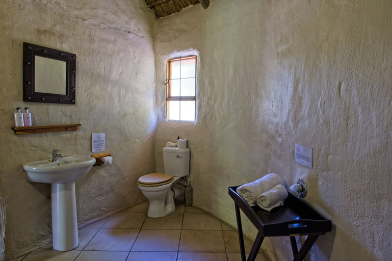 Bedroom 4, Chrislin African Lodge, Cacadu