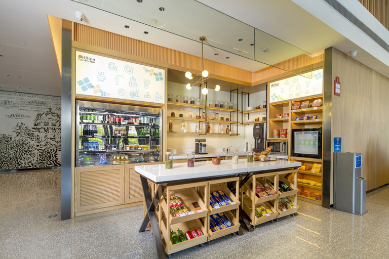 Food & Drinks 5, Hilton Garden Inn Changchun Economic Development Zone, Changchun
