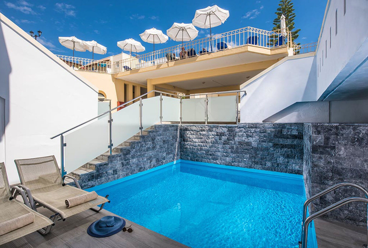 Sport & Beauty 3, Alexander House, Crete