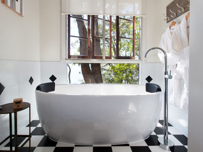 Bathroom 4, Eumarella Shores Noosa Lake Retreat, Maroochy