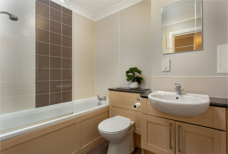 Bathroom 4, Harris Retreat - Donnini Apartments, South Ayrshire