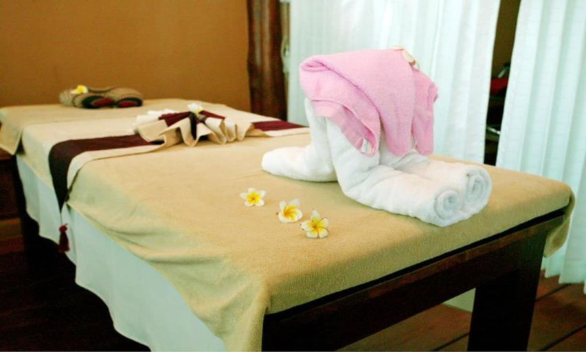 Bedroom 3, Arawan Riverside Hotel, Pakxe