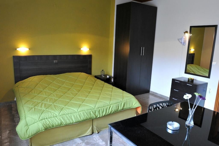Bedroom 2, Anna Apartments, Ionian Islands