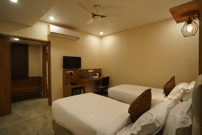 Bedroom 4, Hotel Shree Kanha Residency, Kaushambi
