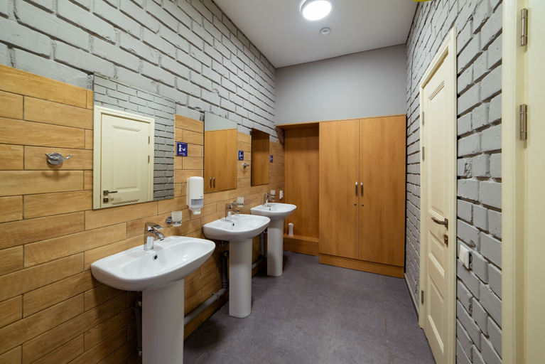 Bathroom 4, Freelander Work and Travel Hostel, Bishkek