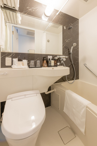 Bathroom 5