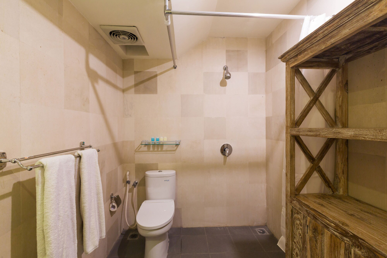 Bathroom 5, Bale Seminyak, Badung