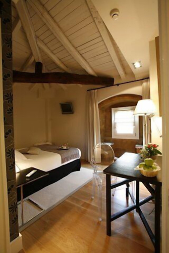 Bedroom 3, Hotel Palacio Muñatones, Vizcaya