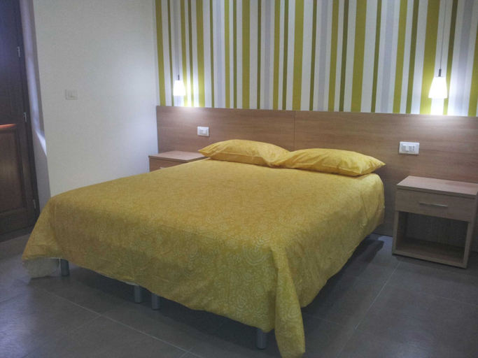 Bedroom 4, Borgosangiovanni, Messina
