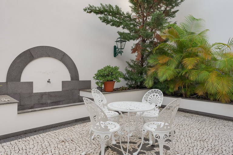 Others 5, Casa Clarisse, Funchal
