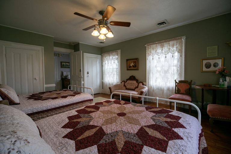 Bedroom 2, Willard Richards Inn, Hancock