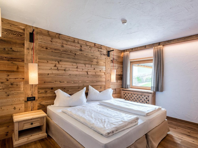 Bedroom 2, Residence Cesa Sassela, Bolzano