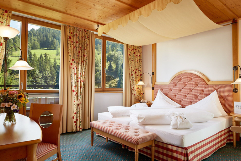 Bedroom 3, Hotel Die Post, Spittal an der Drau