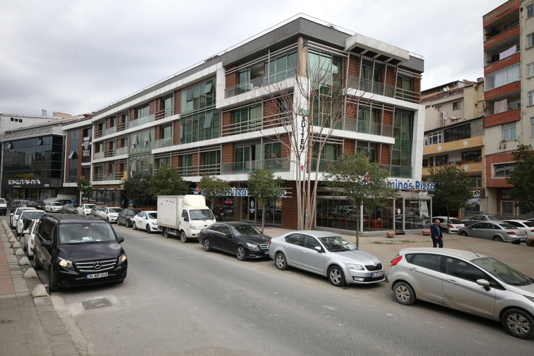 Primary image