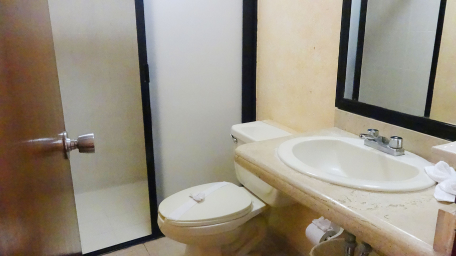 Bathroom 5, Villas La Lupita, Acapulco de Juárez