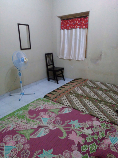 Bedroom 4, Setro Kariyo Homestay, Bantul