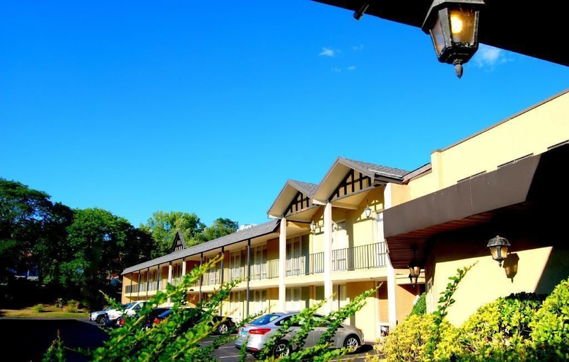 Exterior & Views 2, West Gate Inn Nyack, Rockland