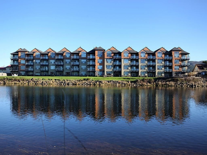 Exterior & Views 2, Rivers Edge at Bridgeport, Clatsop