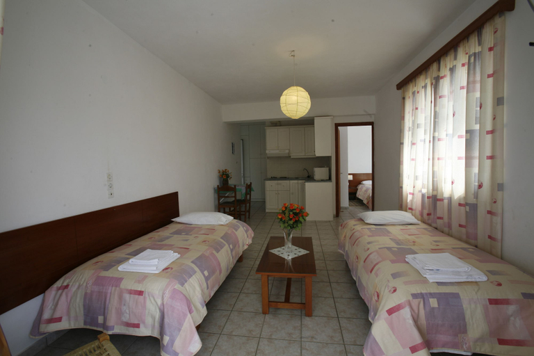 Bedroom 4, Gikas Apartments, Central Greece