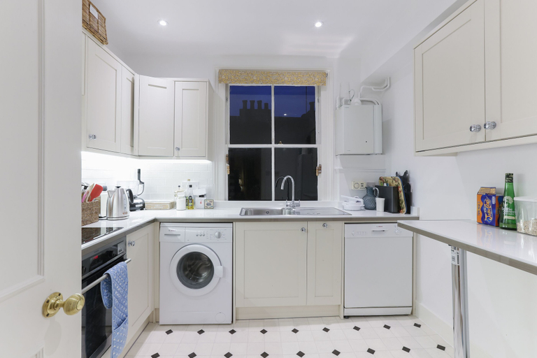 Others 5, JOIVY Attractive Chelsea Apartment Sleeps 4, London
