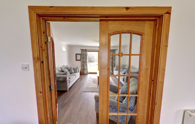 Others 4, Stob Binnein Cottage, Stirling
