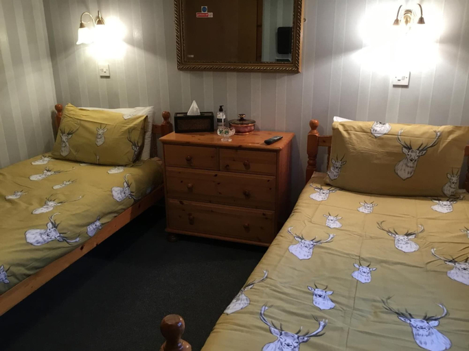 Bedroom 2, Alltonside Guest House, Highland