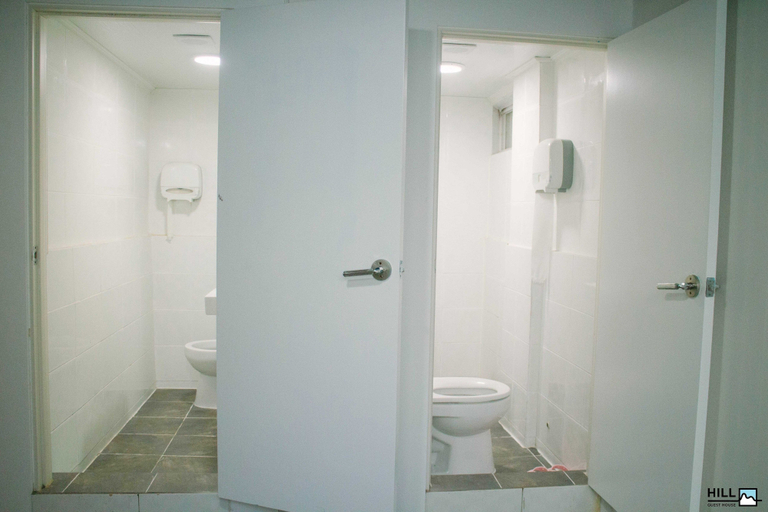 Bathroom 1, Hill Guesthouse Nampo, Jung