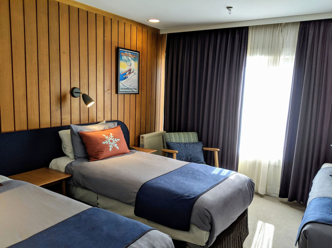 Bedroom 3, Thredbo Alpine Hotel, Snowy River
