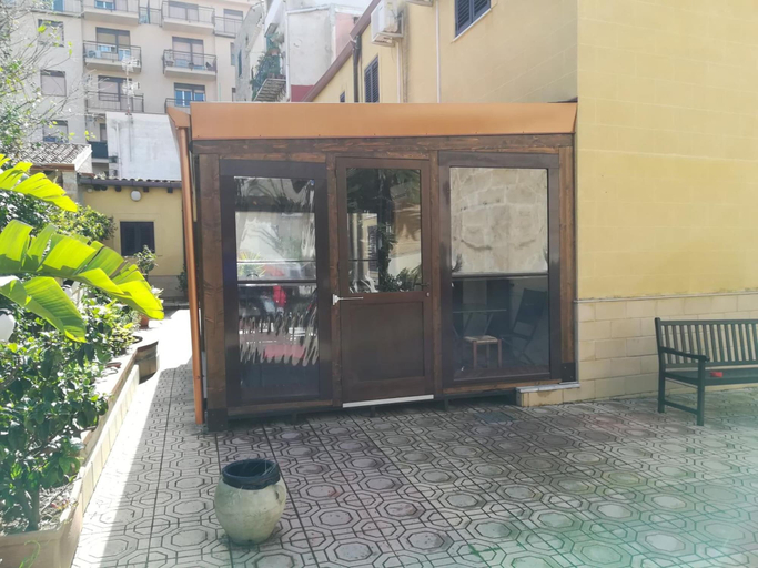 Exterior & Views 2, Hotel d'Orleans, Palermo