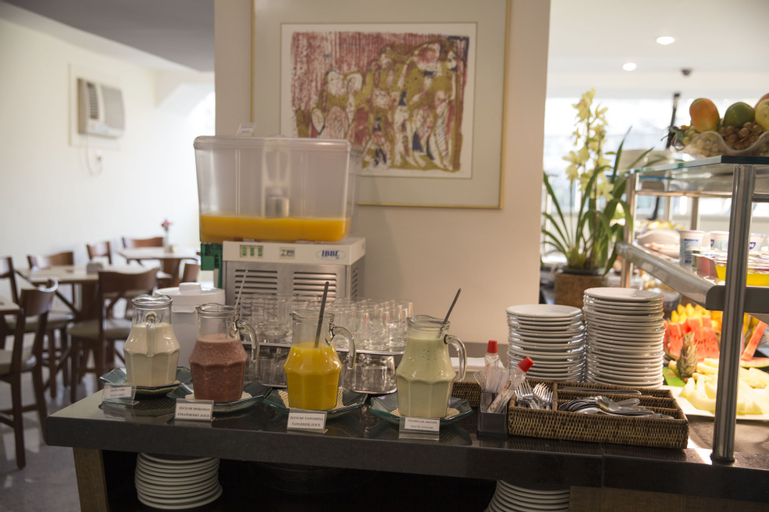 Food & Drinks 7