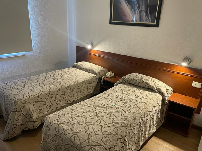 Bedroom 4, Hotel Traful, General Pueyrredón