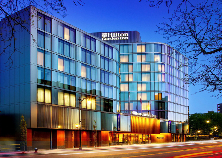 Exterior & Views 2, Hilton Garden Inn Boston Brookline, MA, Boston