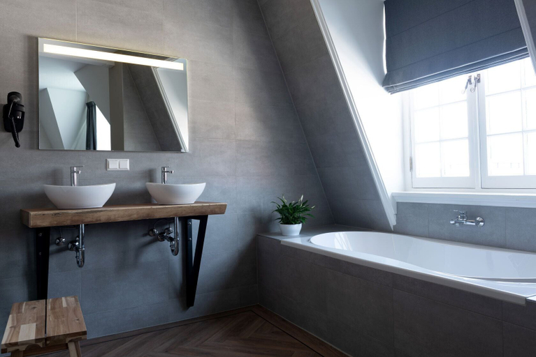 Bathroom 3, Hotel Restaurant Inn Naeldwyk, Naaldwijk
