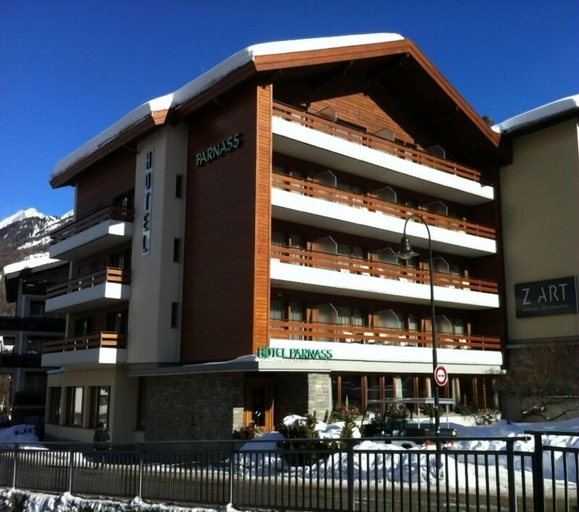 Exterior & Views 2, Hotel Parnass, Visp