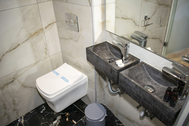 Bathroom 5, Elina Hotel Apartments, Crete