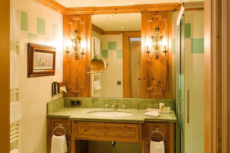 Bathroom 3, Boutique Hotel SEITNER HOF München\-Pullach, München