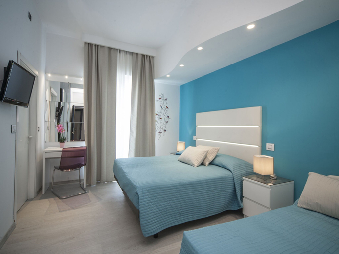 Bedroom 3, Hotel Levante, Rimini